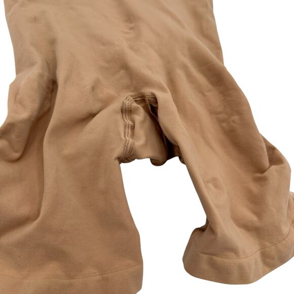 Skims Seamless Sculpting Mid Thigh Bodysuit NWOT Size Large - Picture 2 of 5